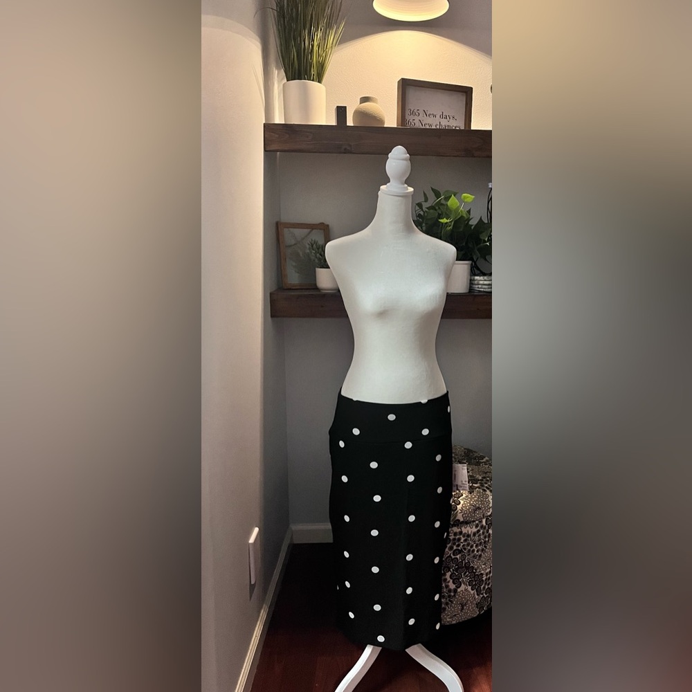 Lularoe Cassie Polka Dot Black Skirt